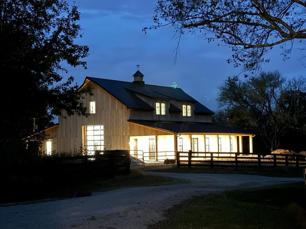 Getting close to completing this Paul Varney Construction custom project in Giles County.

Paul Varney Construction - Commercial Contractor - Residential Contractor - Middle Tennessee
.
.
.
.
#maurycountytn 
#williamsoncountytn 
#customhomes 
#i❤️pvccustomhomes 
#customcabinets #customcabinetry
#middletennessee
#customhomebuildertn
#paulvarneyconstruction #underconstruction #springhilltn #columbiatn #muletownusa #marshallcountytn #chapelhilltn #franklintn
